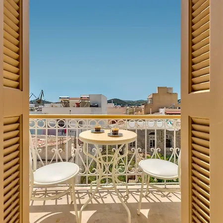 Island Of Luxury * Ermoupoli